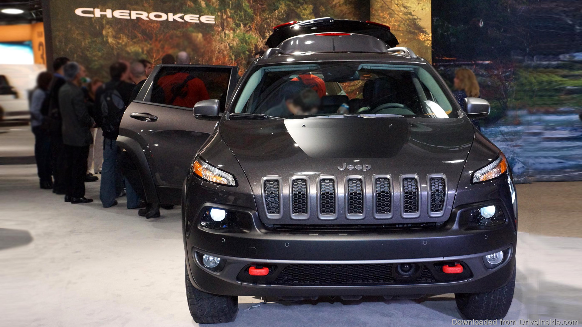 New Jeep Cherokee headed for India revealed in New York