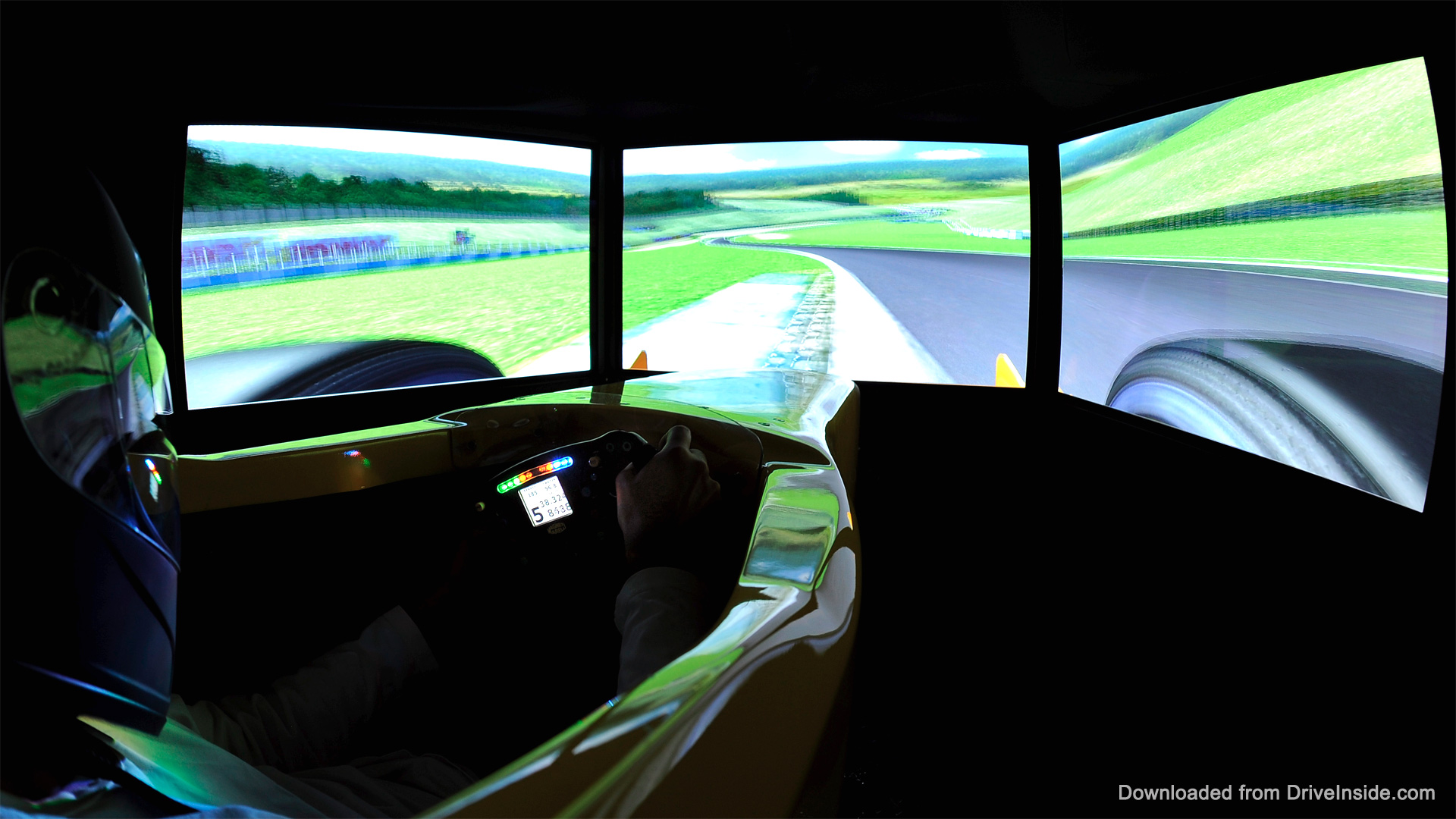 A-full-size-F1-simulator