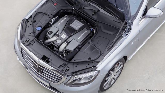 Mercedes-Benz S63 AMG engine