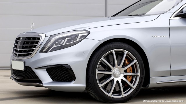 Mercedes-Benz S63 AMG wheel