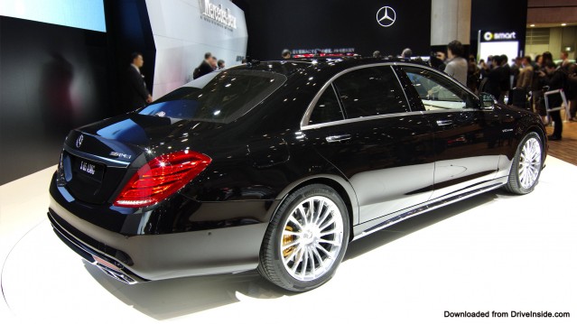 Mercedes S 65 AMG -rear