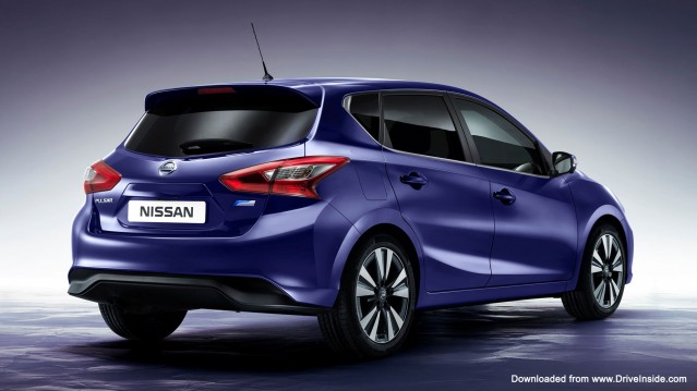 Nissan Pulsar Rear