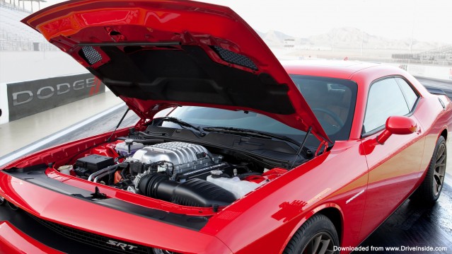2015 Dodge Challenger SRT engine