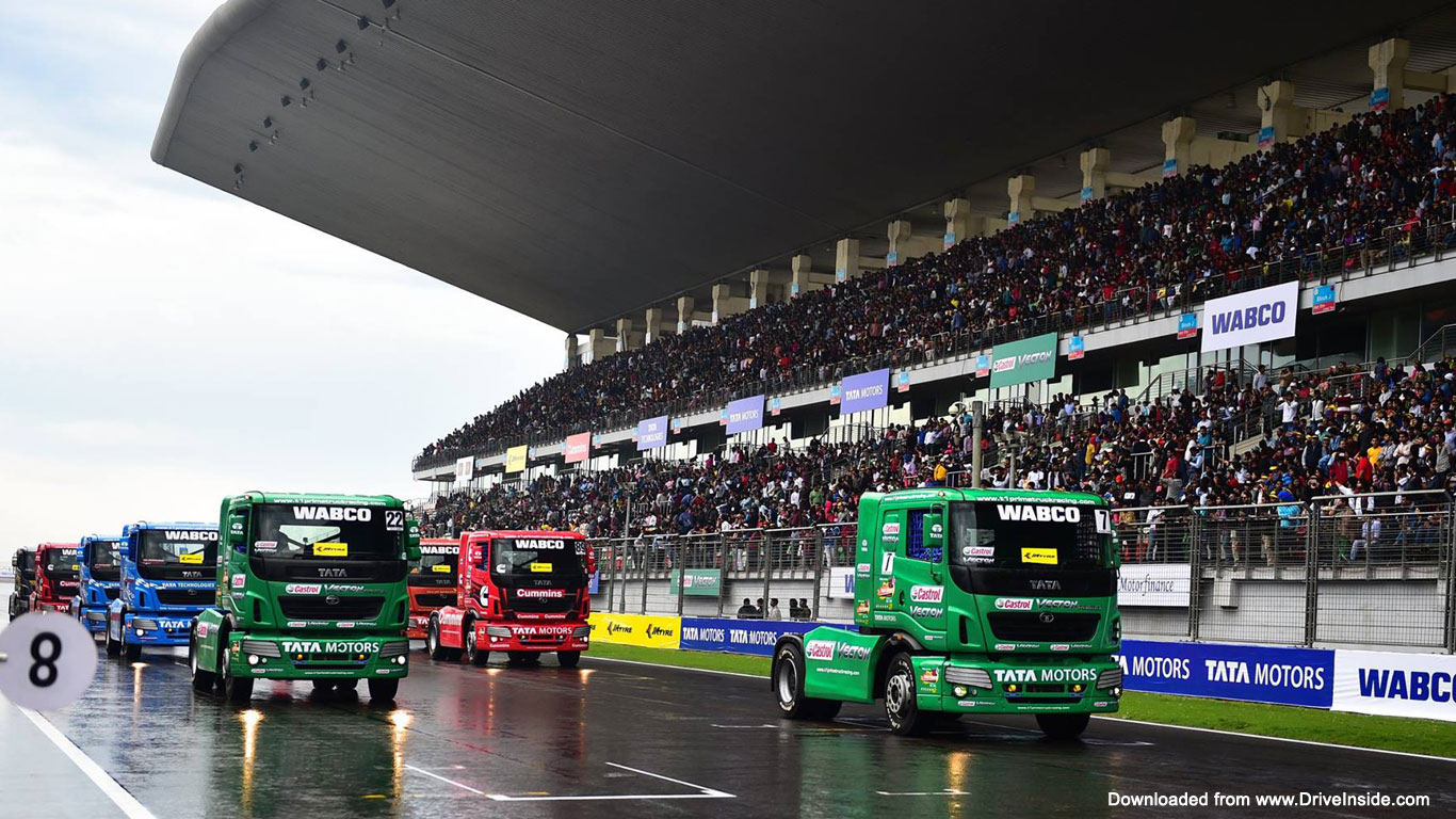 Stuart Oliver captures glory again at the T1 Prima Truck Racing Championship