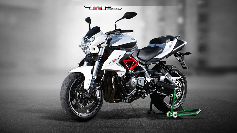 DSK Benelli TNT 600i