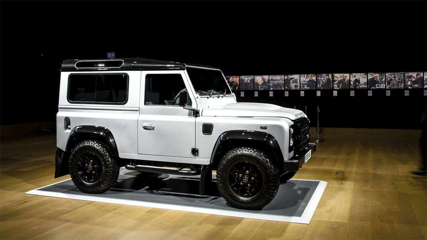 Land Rover Defender