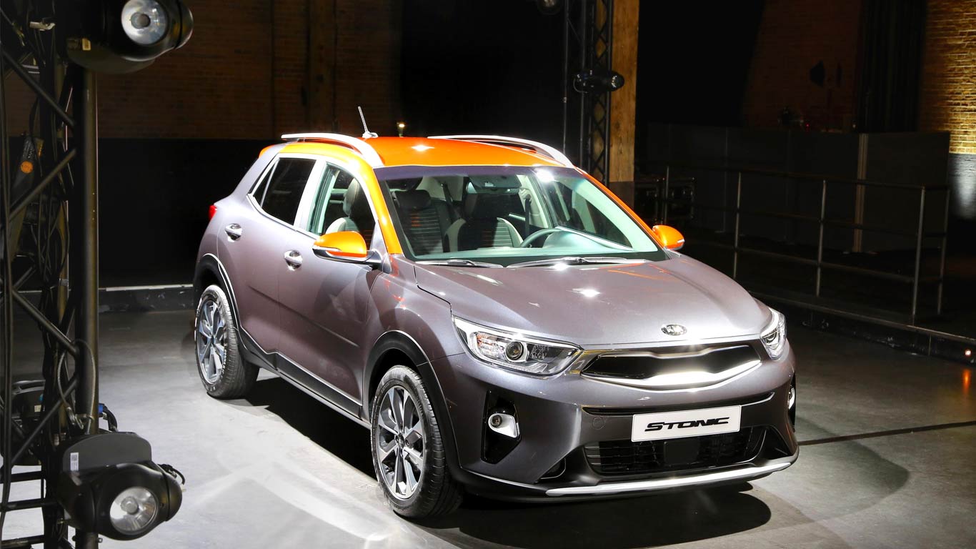 Kia compact crossover Stonic revealed